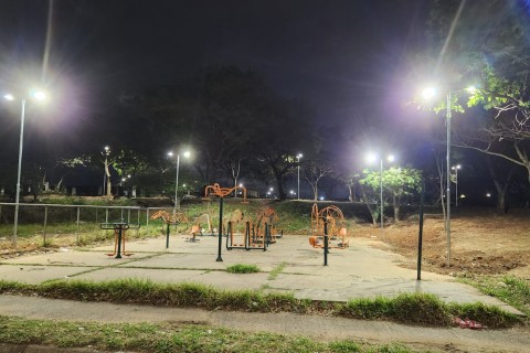 Praça no Jardim Primavera, em Hortolândia, recebe iluminação de LED